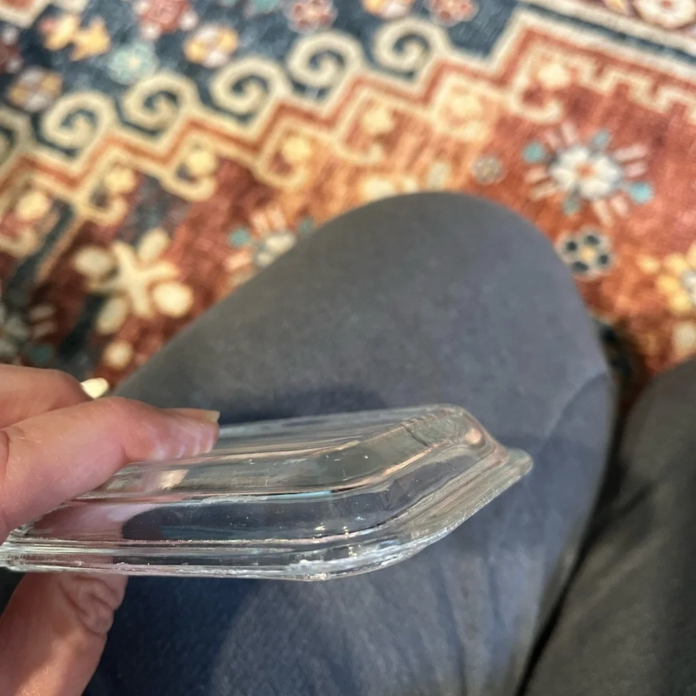 Pyrex Red Glass Container - Picture 16 of 16